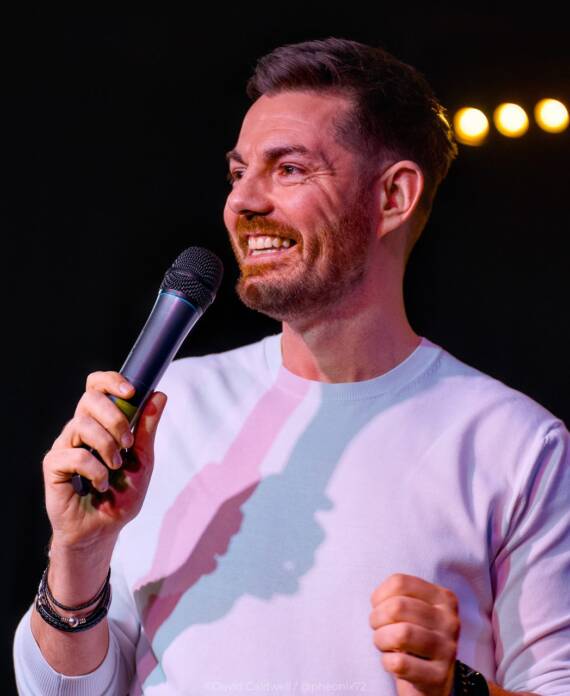 Iain Anderson, comico participante del Festival de Comedia de Madrid